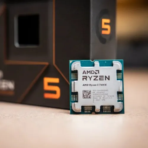 AMD Ryzen 5 7600X
