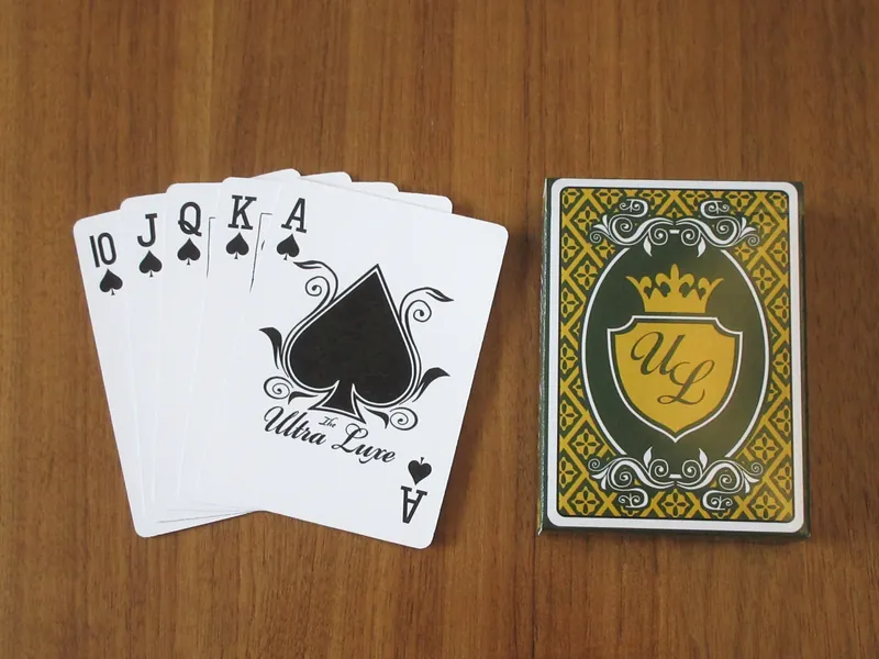 Ultra-Luxe Playing Cards - Fallout New Vegas In-Game Design inspired