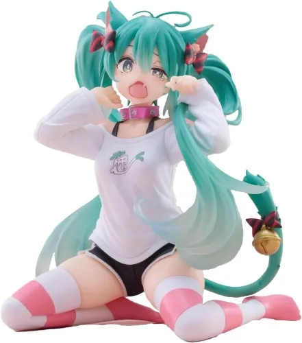 Taito-Hatsune Miku Desk Figure