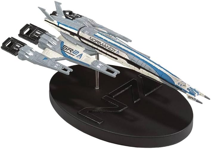 Dark Horse Deluxe Mass Effect Alliance: Normandy SR2 (Remastered Version) Ship Replica, Multicolor