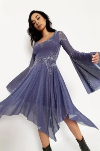 ARWEN UNDÓMIEL SPECTRE HANDKERCHIEF DRESS