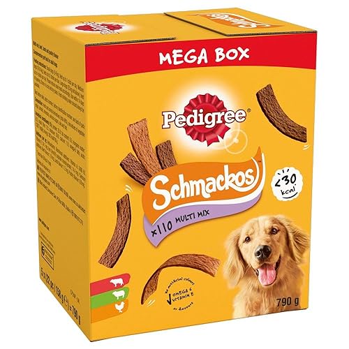 Pedigree Schmackos Mega Pack 110 Strips Snacks, Dog Treat Multipack with Beef, Lamb and Poultry Flavours, 790 g (Pack of 1) - Meat Variety