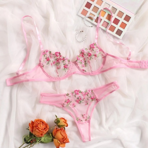 Floral Sexy Transparent Embroidery Lingerie Set - XL / Pink