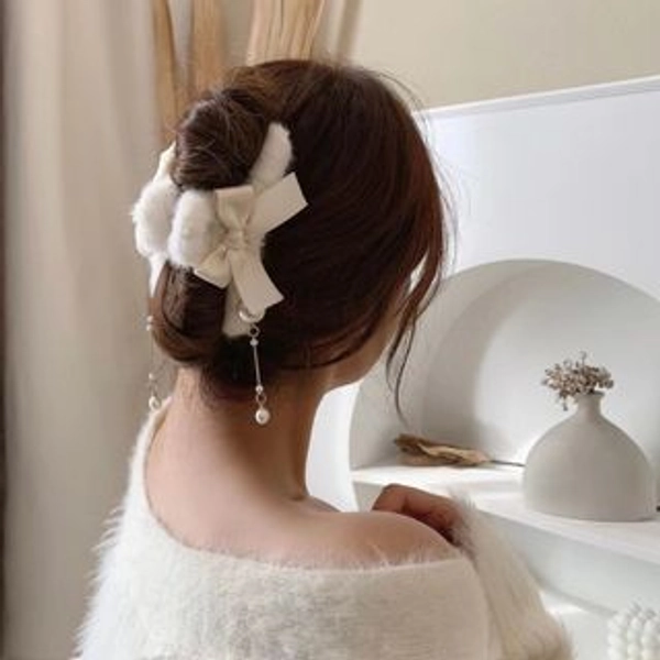 Faux Pearl  Bow Furry Hair Claw