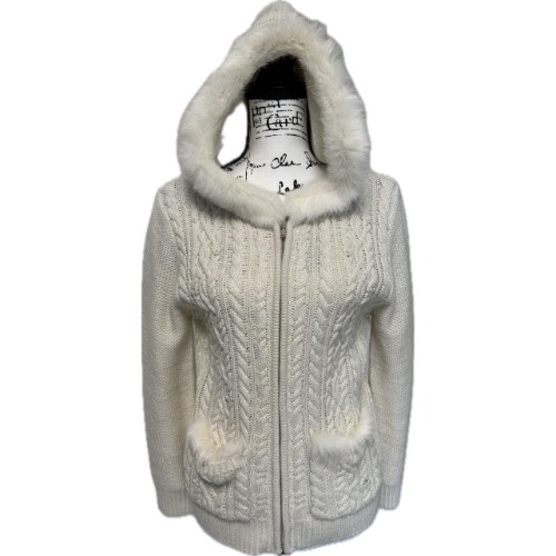 Lilou de Chou Chou snow bunny winter jacket 🐰✨...