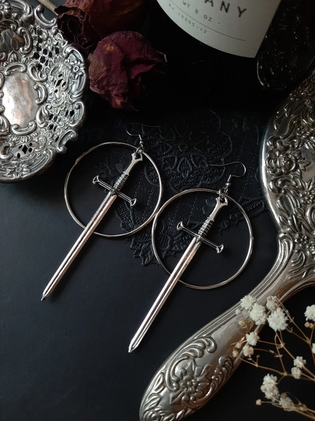 Sword hoop silver earrings - Witchy, warior, pagan, viking, alternative, goth, gothique, medieval, Equinoxart