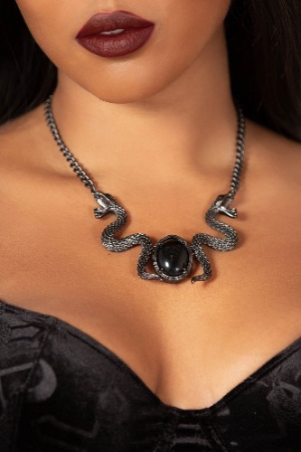 Viperine Necklace | One Size / Black / 100% Alloy