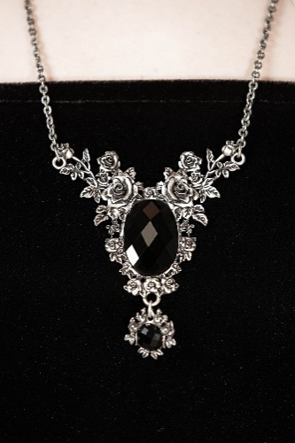 Eternity Thorn Necklace | One Size / Silver / 83% Copper 17% Zinc