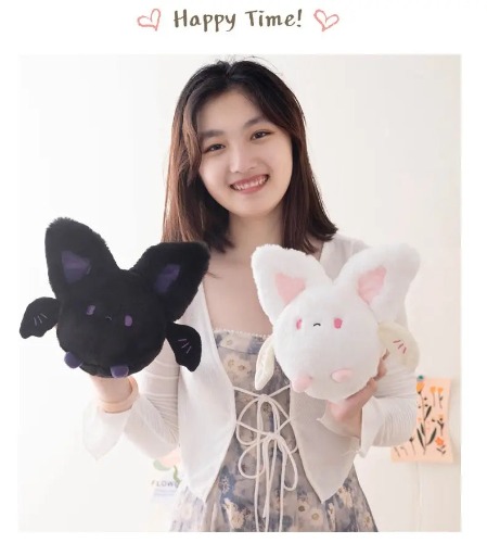 Halloween Delight: 20cm Super Soft Plush Bat - White / 20cm