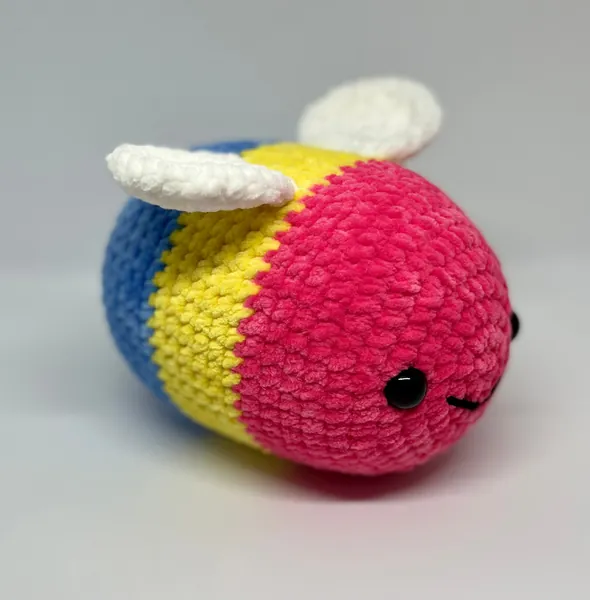 LGBTIQA+ Pansexual Amigurumi Pride Bee Soft Plushie!!