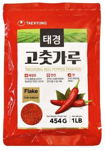 Taekyung Chili Powder For Kimchi (Flake, 1LB) - Korean Gochugaru. Red Pepper Spice Seasoning for Asian Food. MSG Free. - 1 Pound (Pack of 1)
