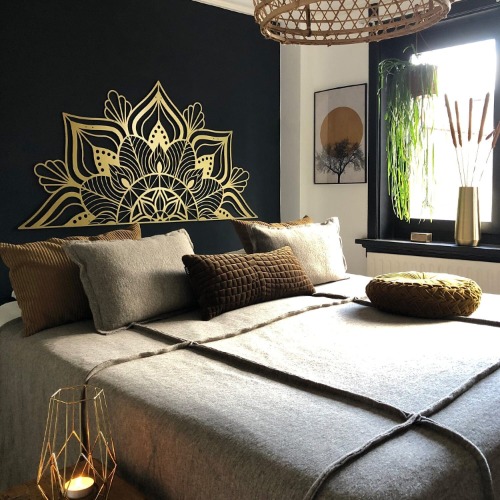 Sutra - 77cm x 153cm (30.3" x 60.2") / Gold