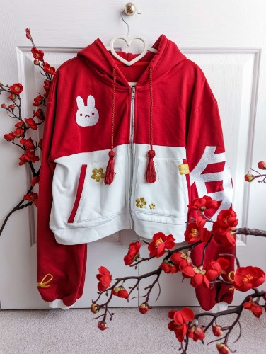 [PREORDER] Bun Oversized Crop Zip Hoodie [Year of the Rabbit Limited Edition] | chirofish