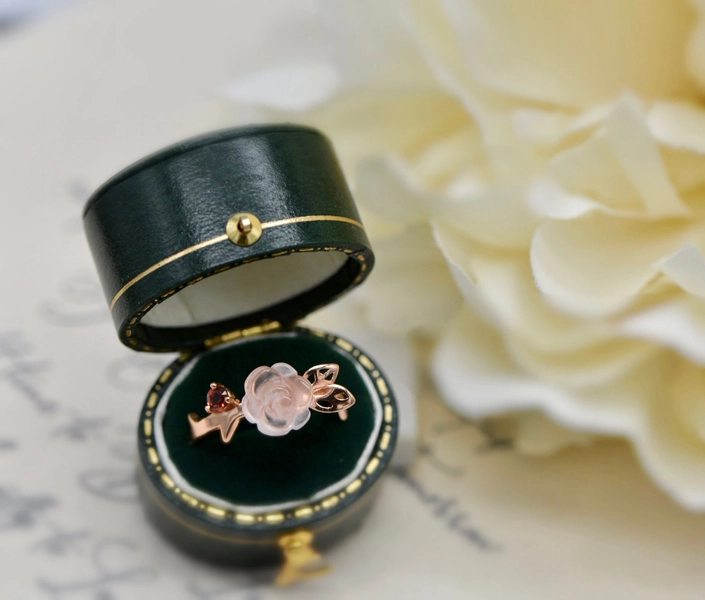 Natural Rose Quartz Flower Ring,Natural Garnet Ring,Hand-carved Flower Ring,925 Sterling Silver Ring,Dainty Delicate Ring,Gift for Her,AF71