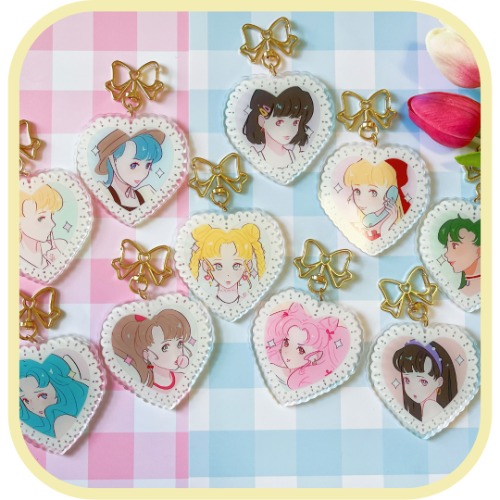 sailor scout keychains - moon