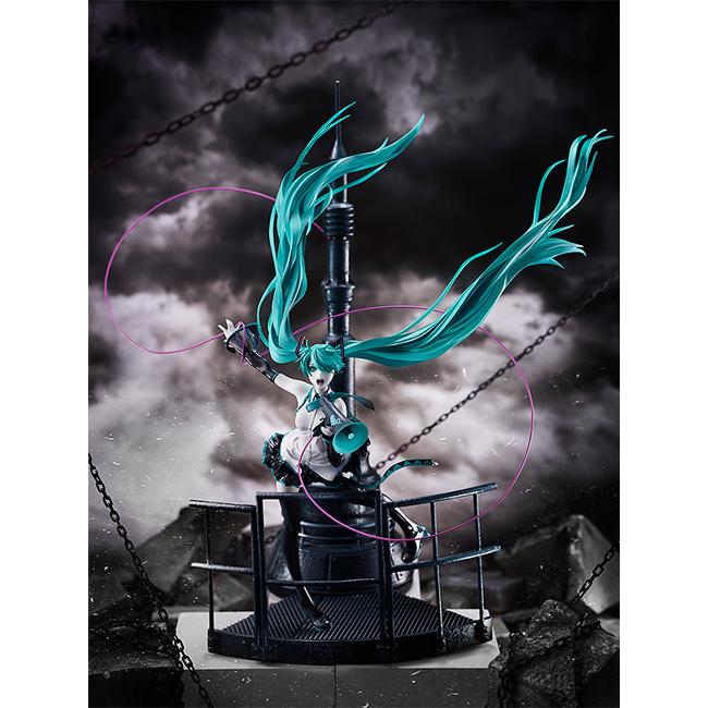 Hatsune Miku: Love is War Refined Ver. -Good Smile Company 20th Anniversary Book-