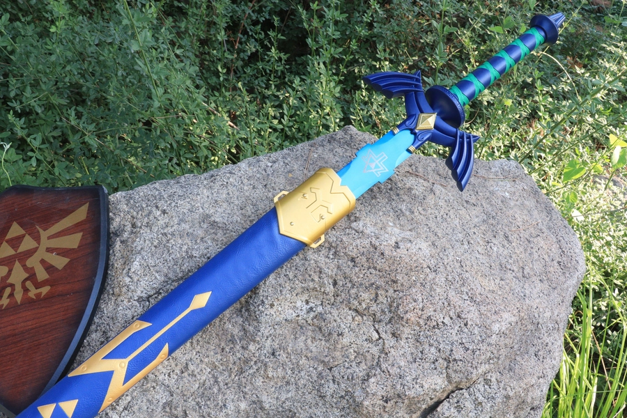 Legend of Zelda Sword, Breath of the Wild Link Master Sword full-size metal replica, Sky Sword, Ocarina of Time, Gift for him Gifts for him
