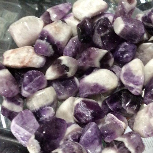 Chevron Amethyst Tumbled | My Site