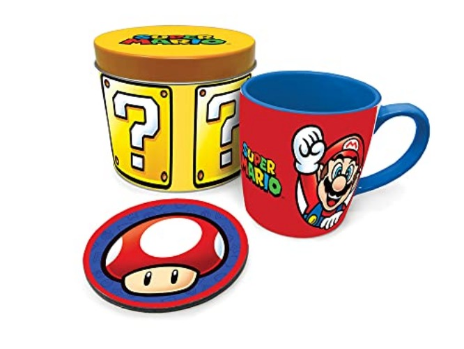 Super Mario Tasse und Untersetzer Set in Frageblock Geschenkdose (Mario Design) 315ml Keramik Tasse - Offizielles Lizenzprodukt