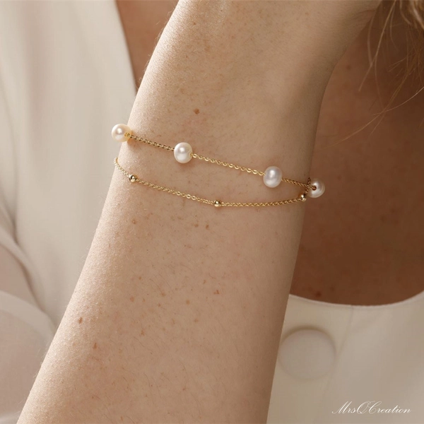 Dainty Pearl Bracelet, 14k Layer Gold