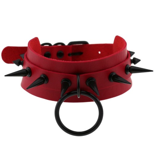 Chocker Red With Spikes