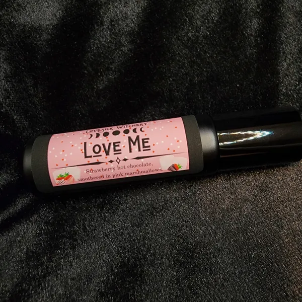 Love Me Perfume - strawberry, hot chocolate, and pink marshmallows