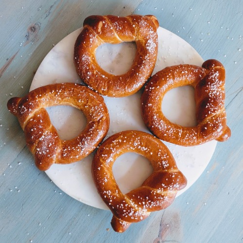 Artisanal Bavarian Pretzels (4-pack) | Default Title