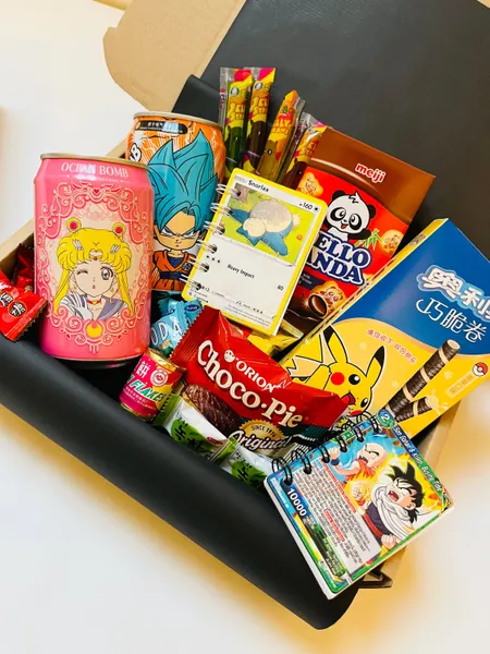 Deluxe Anime Ocean Bomb Gift Box.Fathers day gift, Birthday Gift, Surprise Present, Anniversary Present