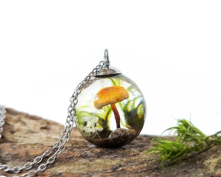 Real mushroom necklace, Moss resin necklace, Mushroom terrarium necklace, Cottagecore jewelry, Nature lover gifts idea, Magic forest jewelry