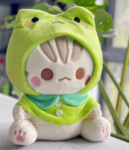 lily the froggy kitty plushie 🐈🐸