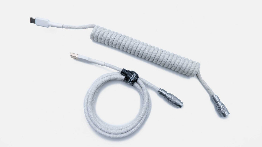 WHITE YC8 CABLE | Coiled Cable