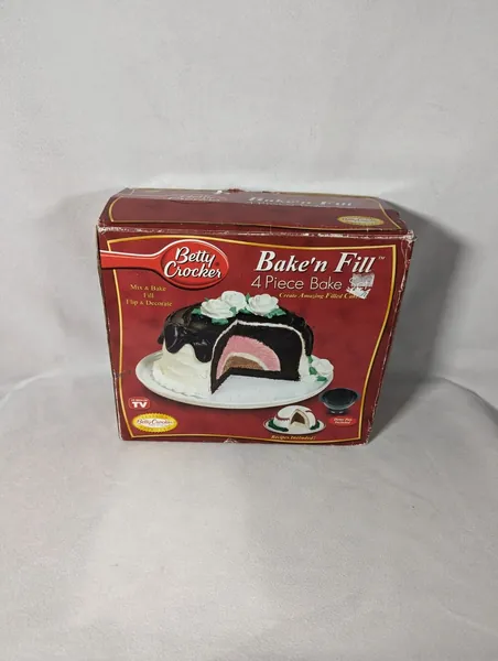 Betty Crocker Bake n Fill 4 Piece Baking Set