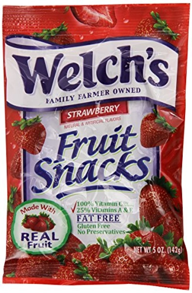 Welchs Strawberry Fruit Snacks, 5-Ounce (Pack of 12)