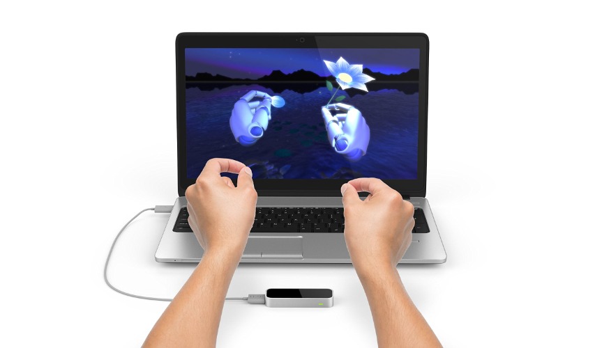 Leap Motion Controller for Mac or PC (Retail Packaging and Updated Software) - 