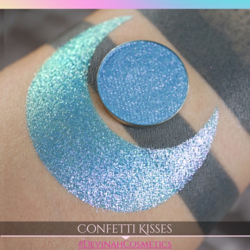 CONFETTI KISSES Pressed Pigment | Default Title
