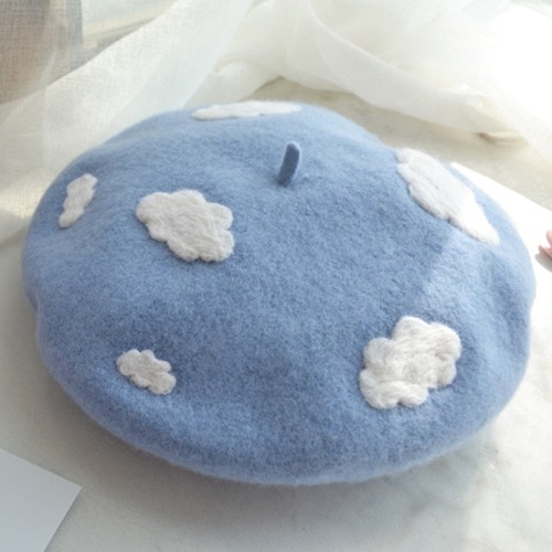 Kawaii Berets (21 styles) - Blue Clouds