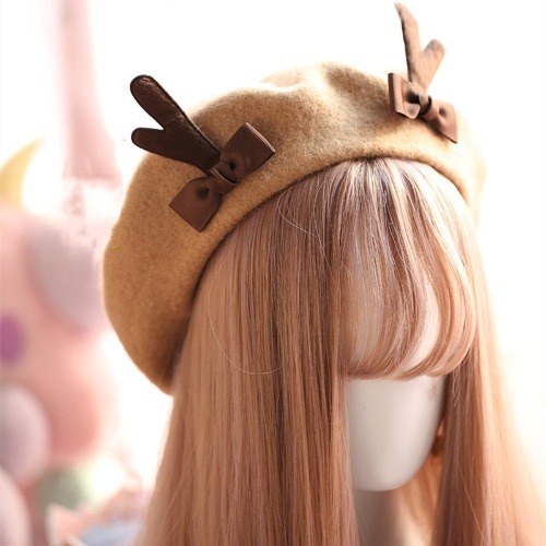 Kawaii Berets (21 styles) - Taupe Antlers