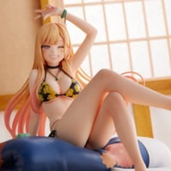 My Dress Up Darling - Marin Kitagawa 1/7 Scale Figure (Swimsuit Ver.) | Crunchyroll store