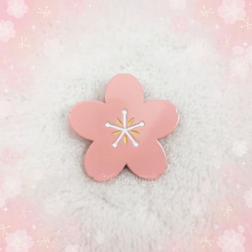 sakura flower mini pin