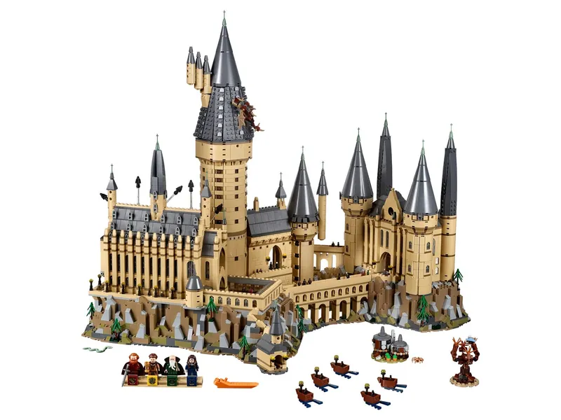 Hogwarts™ Castle 71043 | Harry Potter™ | Buy online at the Official LEGO® Shop GB 