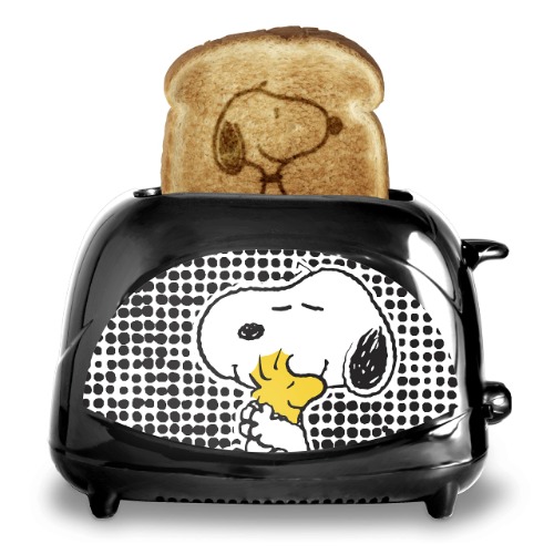 Uncanny Brands Peanuts Snoopy Two-Slice Toaster- Toasts Your Favorite Beagle On Your Toast