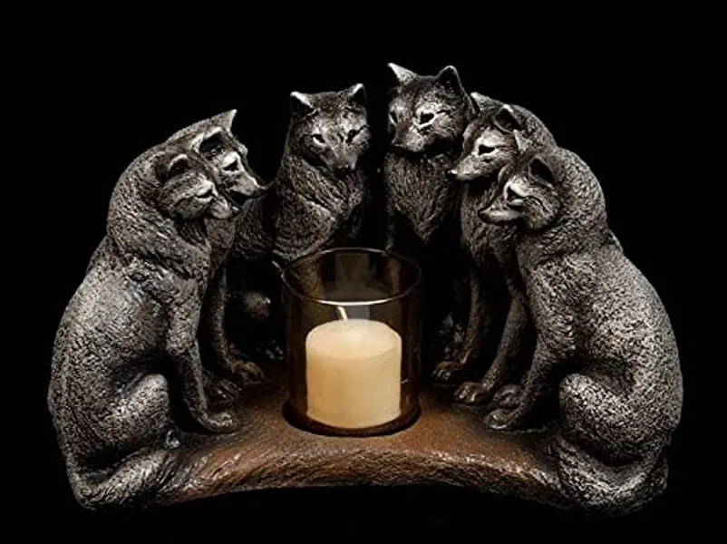 Wolf Council Candle Lamp