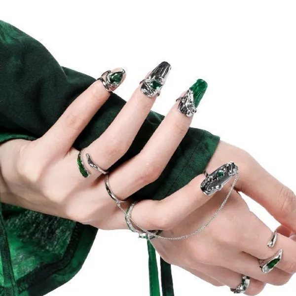Silver Emerald Green Fingertip Nail Ring SET | Edgy Pinterest Minimalisic Sleek Jewelry Nail Art Clip-On Design Free Shipping