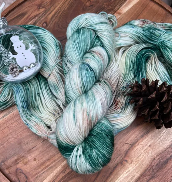 Whispering Pines-MADE TO ORDER-hand dyed-superwash merino/nylon-knitting-crochet-speckled-green-tan-Winter-sock/dk/worsted-yarn-indie dyed