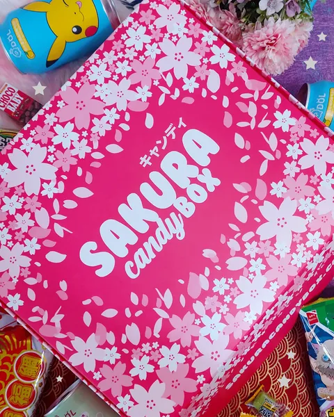Sakura Deluxe Box Enero
