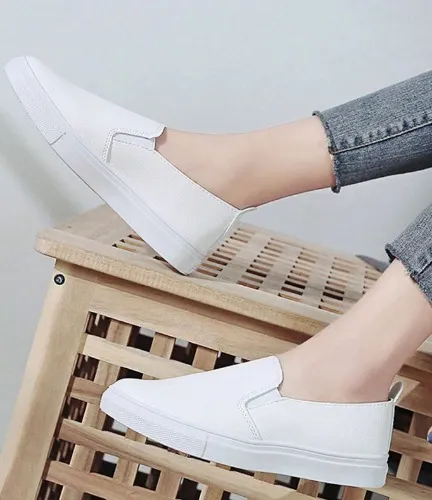 Minimalist Low-top Slip On Shoes