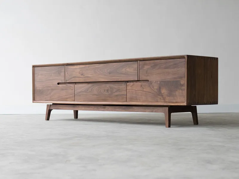 Mid Century Nussbaum Credenza, Media Konsole, FERNSEHSTÄNDER