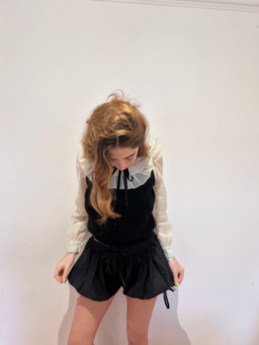 Black Oshi Mini Shorts 