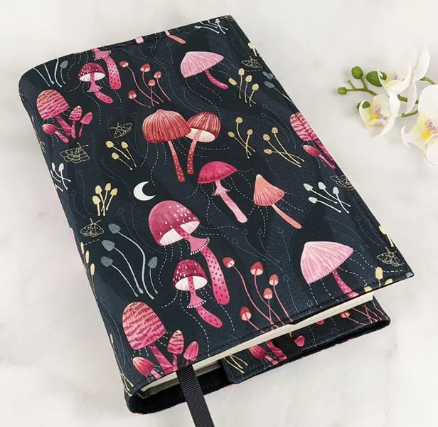 Adjustable book cover - Floral book cover - Fabric book cover - Floral book sleeve - Adjustable book sleeve - Gift for bookworm - Mushrooms