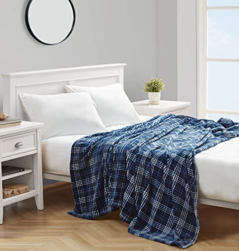 Nautica - Queen Blanket, Super Soft Plush Fleece Bedding, Warm & Cozy Home Decor (Gillbrooke Blue, Queen) - Queen - Gillbrooke